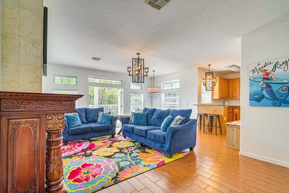 Decks, Docks & Kayaks: Waterfront Homosassa Gem House in Homosassa