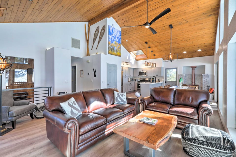 Mtn-View Cabin w/ Game Room & Deck in Flagstaff House in Kachina Village