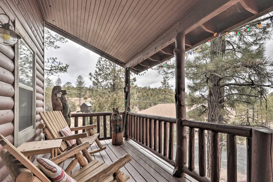 Fire Pit + Game Room: Heber-Overgaard Cabin! House in Heber-Overgaard