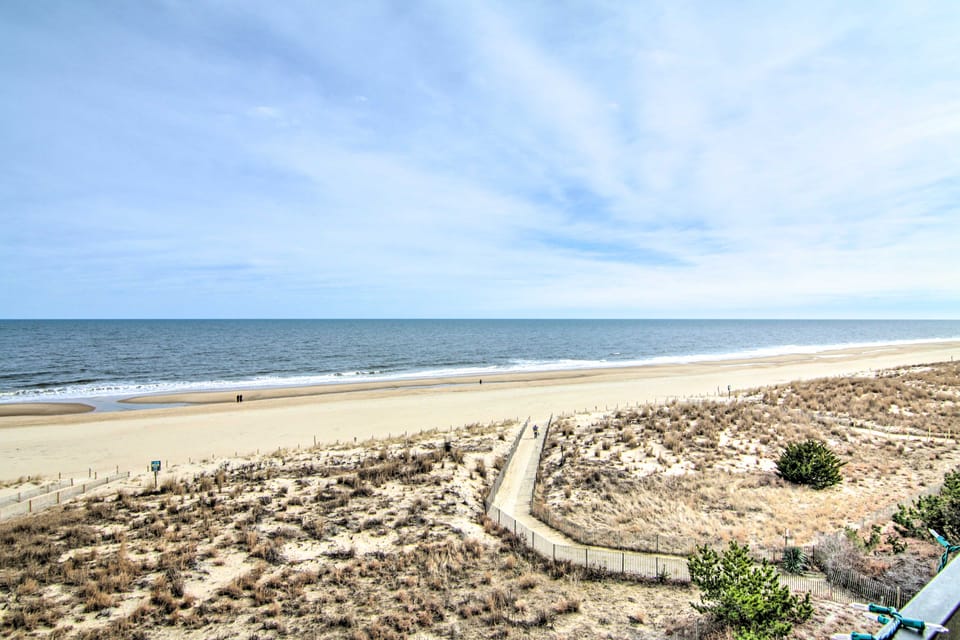 Balcony + Resort Perks: Beachfront Ocean City Gem Apartment in Ocean City