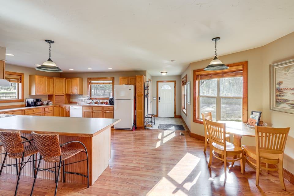 Columbia Falls Private Retreat: Pool Table & Deck! House in Columbia Falls