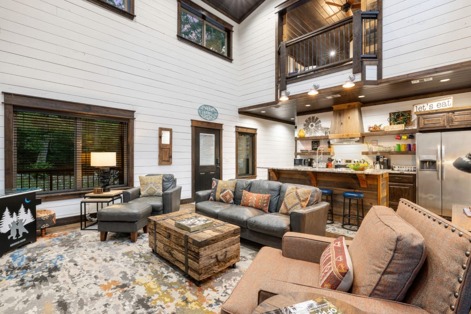 Luxury Cabin Getaway: 1 Mi To Broken Bow Lake! House in Oklahoma