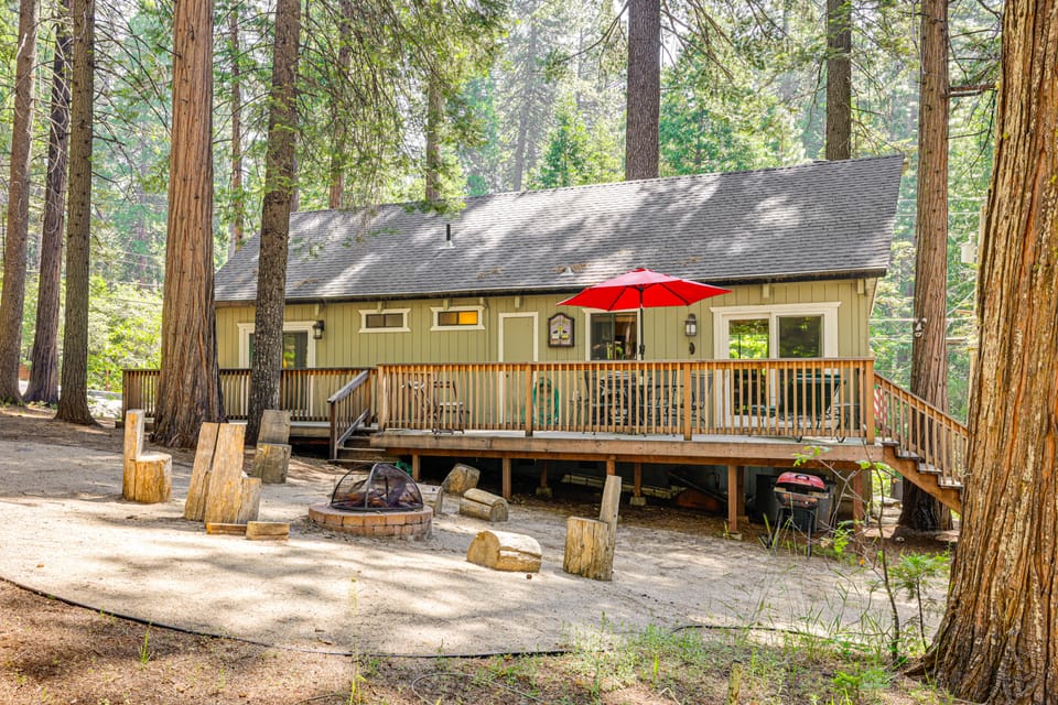 Cabin w/ Deck & Fire Pit in Blue Lake Springs! House in Arnold