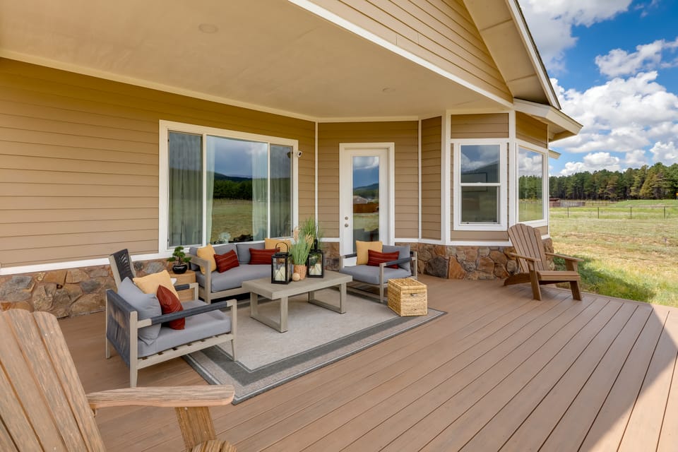 ‘Vistas Bonitas’ Home w/ Patio: 7 Mi to Snowbowl! House in Arizona