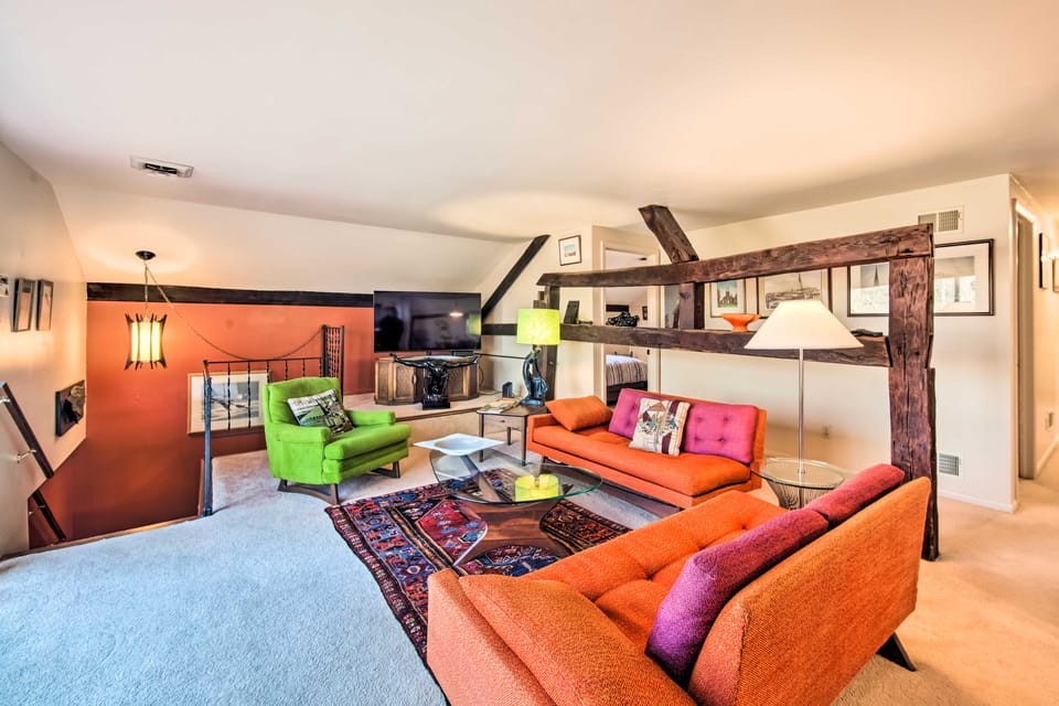 Creek Access & Deck: ‘Runningwater’ Lancaster Gem Apartment in Pennsylvania