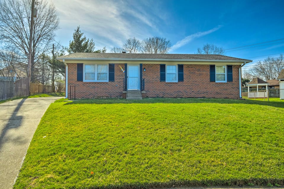 Lexington Home ~ 2 Mi to University of Kentucky! House in Lexington