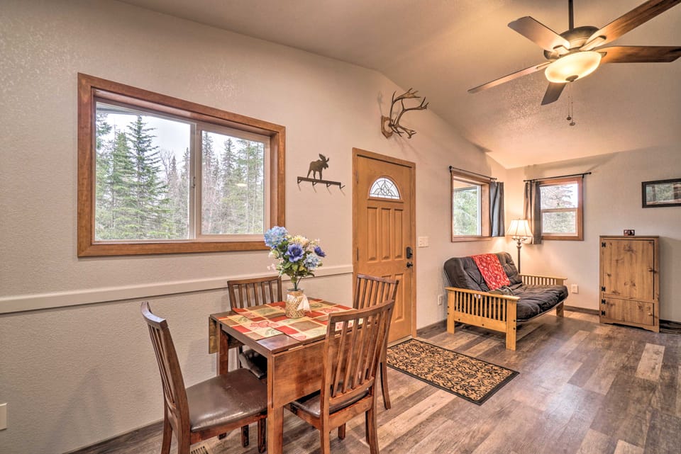Cozy Downtown Soldotna Cabin: Dogs Welcome! House in Soldotna