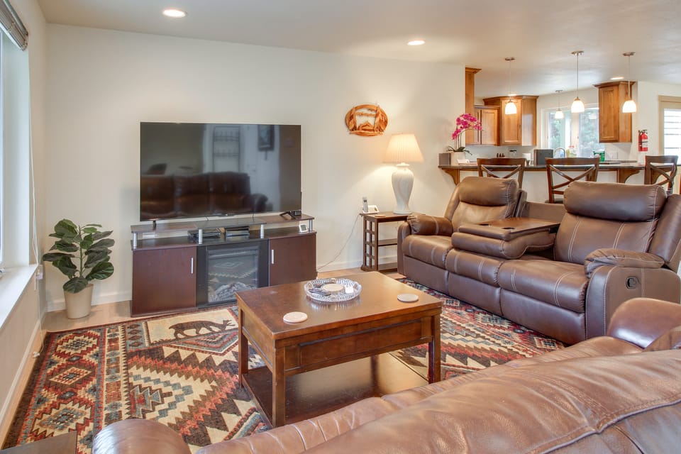 Spacious Bandon Getaway - 2 Blocks to Ocean! House in Oregon