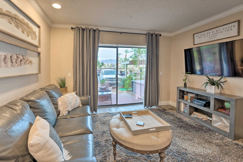 Walk to Beach: Lake Havasu Condo w/ Pool Access Apartment in Lake Havasu City