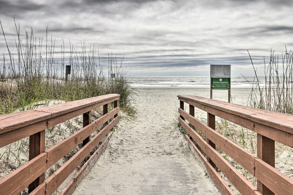 Charming Lakefront Retreat in Palmetto Dunes! House in Hilton Head Island