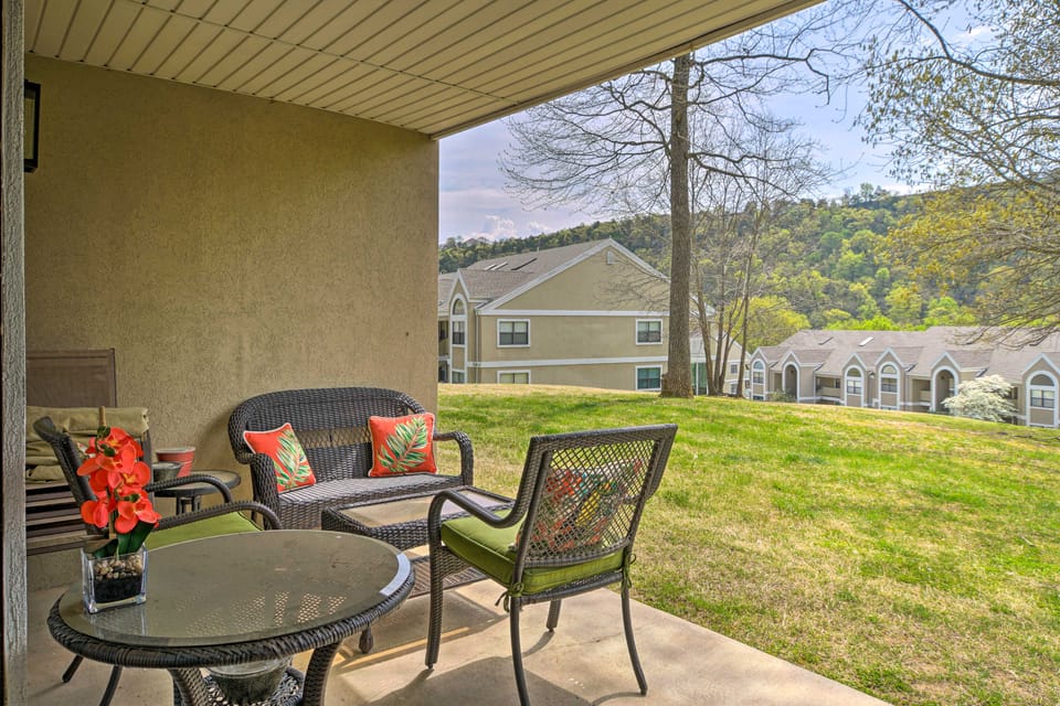 Upscale Step-Free Branson Getaway: Resort Perks! Apartment in Branson