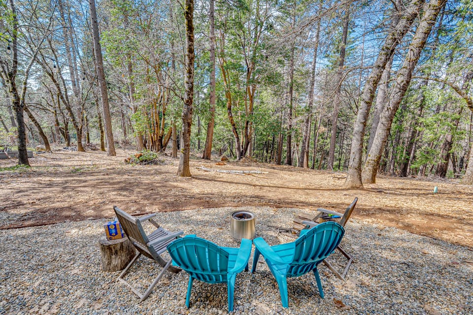 Balcony & Forest Views: Cabin in Pioneer! House in Calaveras County