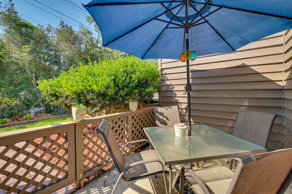 Coastal Vacation Rental - 2 Mi to Huntington Beach Apartment in Murrells Inlet