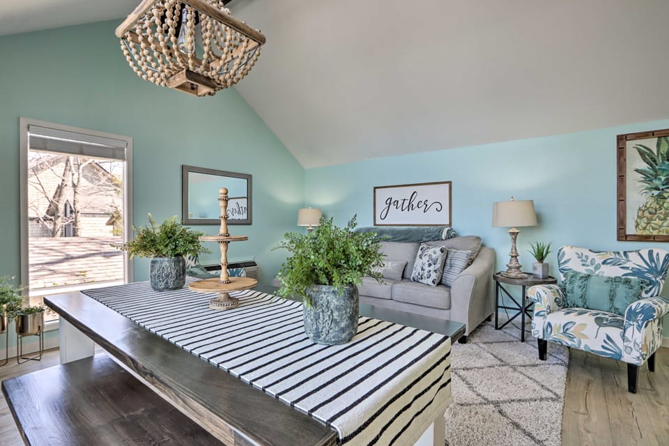 Lake View! Family Resort Retreat in Osage Beach House in Lake of the Ozarks