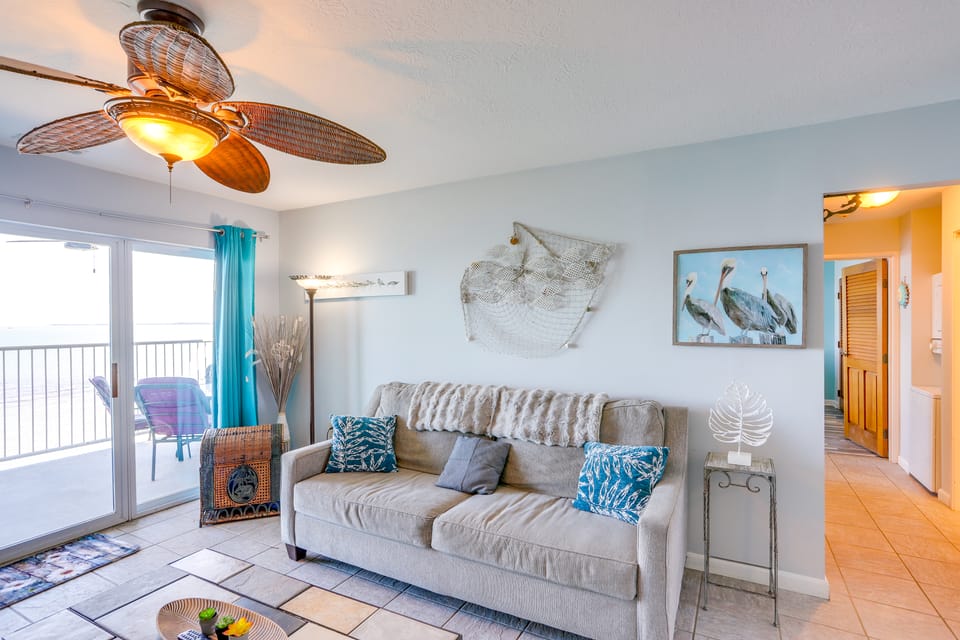 Cozy Middle Bass Island Getaway On Lake Eerie! Apartment in Lake Erie