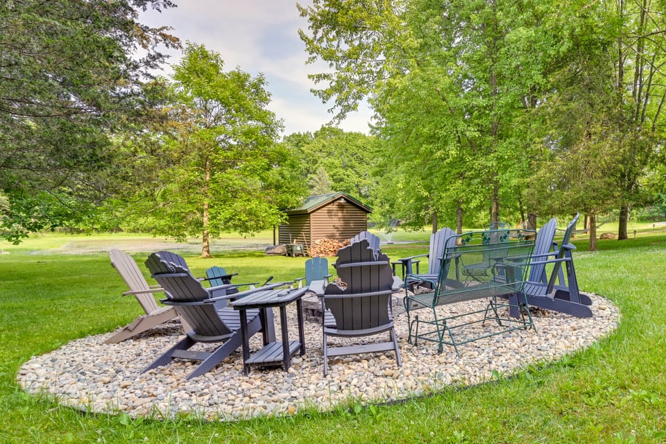 Custom-Built Clarklake Cabin: Sauna & Cold Plunge! House in Ohio