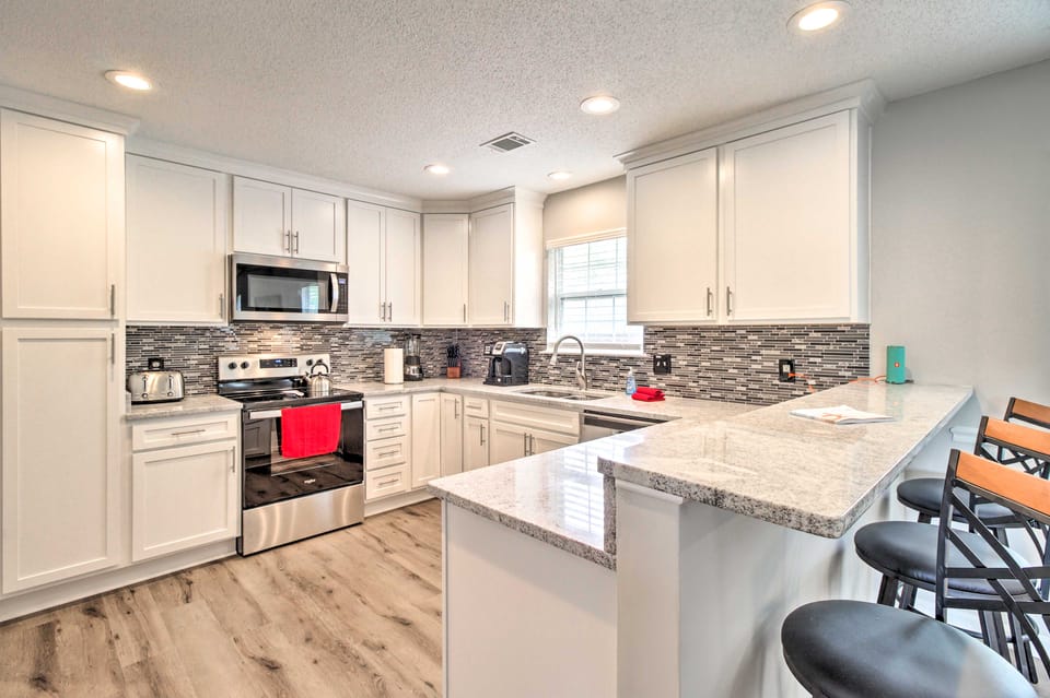 Ideally Located Luxe Beach House on Tybee Island House in Tybee Island