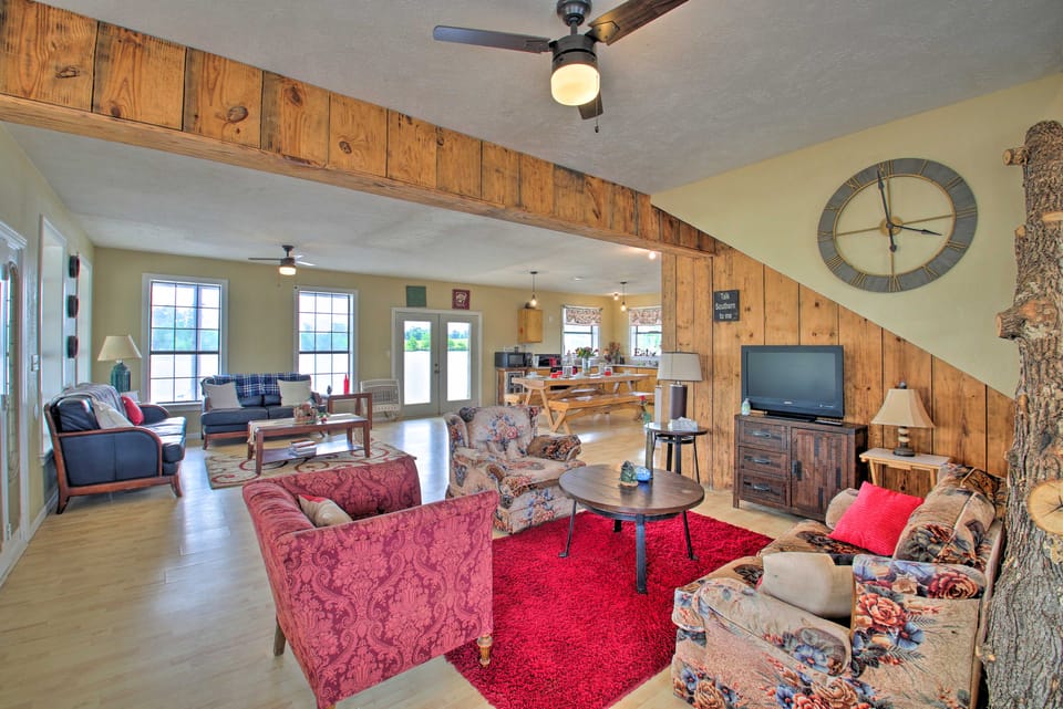 Secluded Angler's Haven - Boat + Fish! House in Arkansas