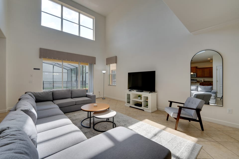 5 Mi to Walt Disney World! Gem w/ Resort Perks House in Four Corners