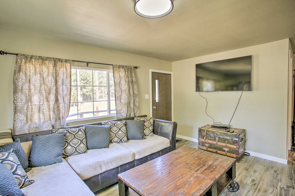 Kingston Sleeper: Unique Stay Near Silver Mountain House in Idaho