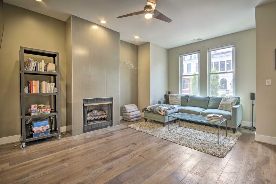 2 Mi to National Mall: Modern DC Retreat w/ Patio House in District of Columbia