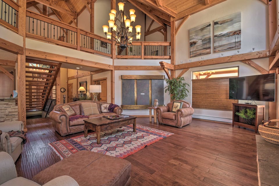 Grand Angel Fire Retreat w/ Hot Tub & Fire Pit! House in New Mexico