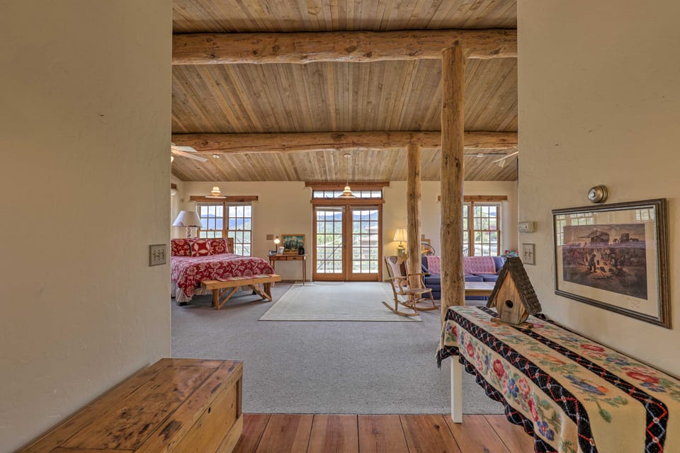Hike & Relax: Prescott Studio w/ Thumb Butte Views Apartment in Prescott