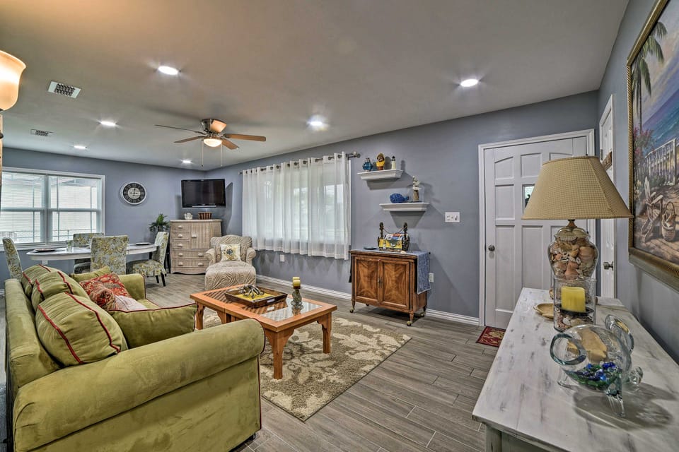 < 3 Mi to South Padre Beach: Port Isabel Home House in Port Isabel