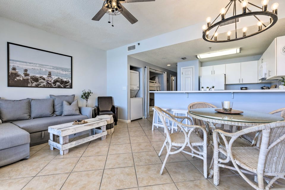 Gulf Shores Condo w/ Ocean Views & Beach Access! Apartment in Alabama