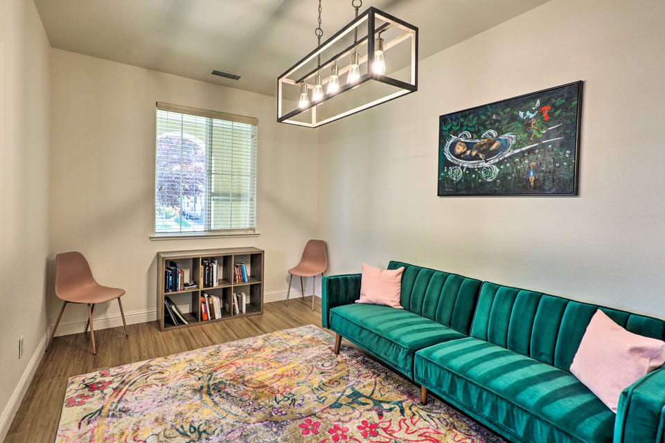 12 Mi to Riverwalk District: Quiet Reno Retreat House in Reno