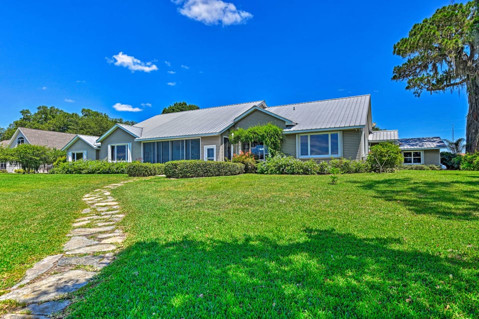 Waterfront Lake Placid Home with Private Dock! House in Florida