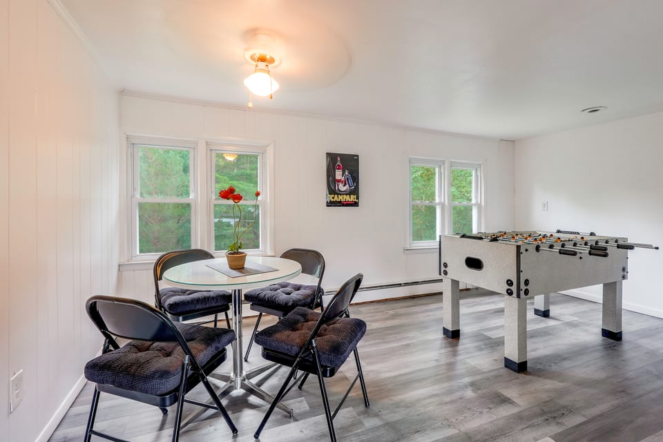 Spacious Sullivan County House w/ Fire Pit House in Hurleyville