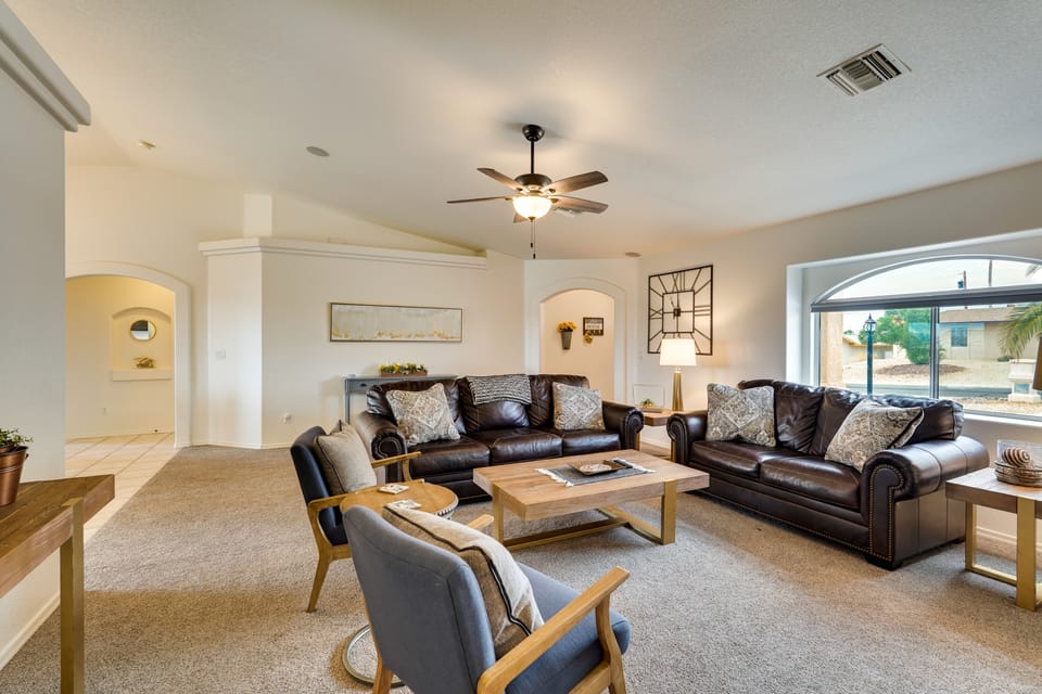 4 Mi to Lake Access: Home w/ Lake & Mtn Views! House in Lake Havasu City