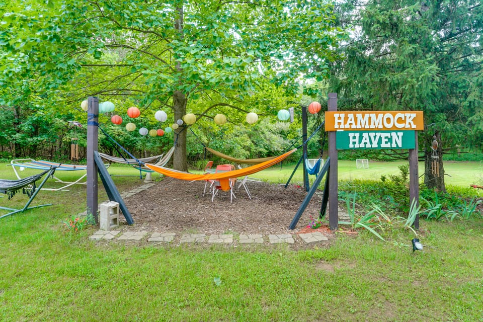 Southeast Michigan Escape w/ Outdoor Fun House in Michigan