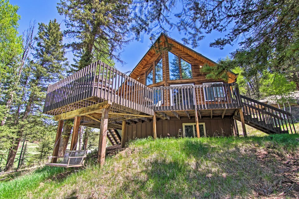 Florissant Hilltop Hideaway w/ Porch, Pond View House in Colorado