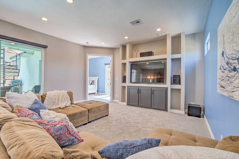 Luxury Desert Hideaway: Explore National Parks! House in Washington