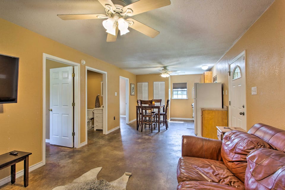 Texas Countryside Retreat on 130 Acres! House in Texas