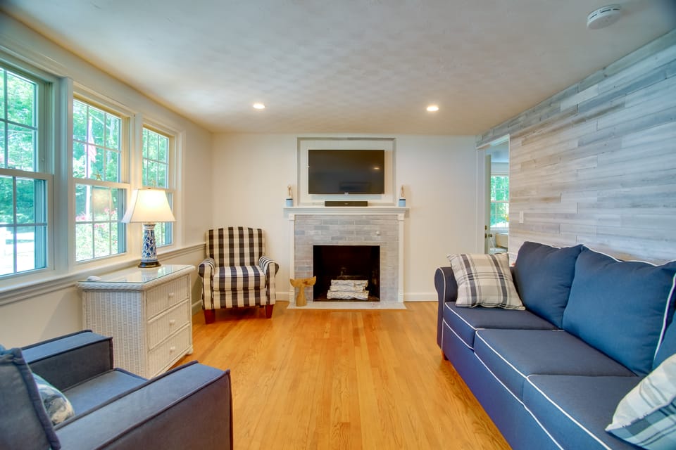 < 1 Mi to Beaches: Cape Cod Bungalow w/ Fire Pit! House in West Yarmouth