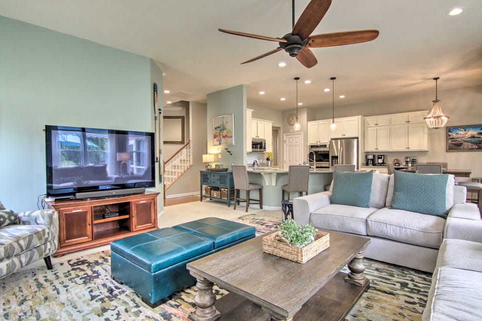 5 Mi to Bethany Beach: Chic Home w/ Grill! House in Sussex County