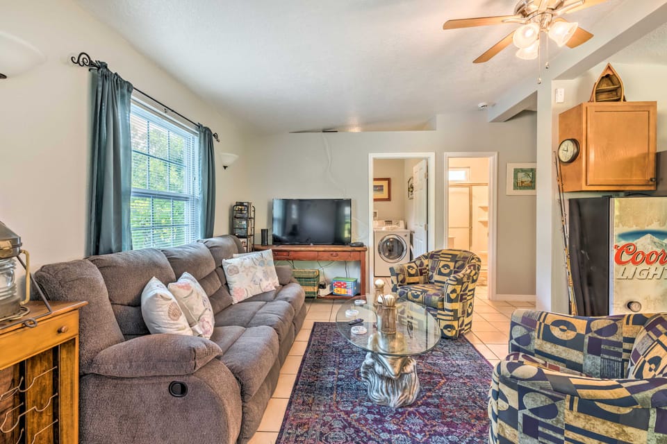 2 Mi to Beach: Canal-Front Home in Hudson! House in Hudson