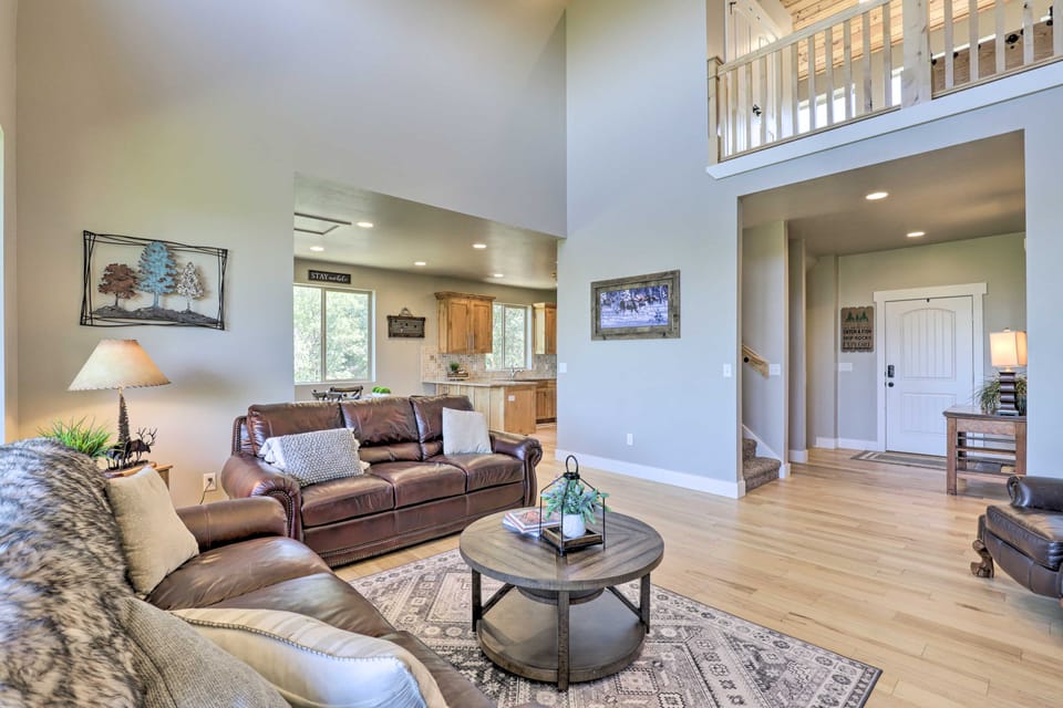 Spacious Resort Cabin in Manti-La Sal Mtns! House in Utah