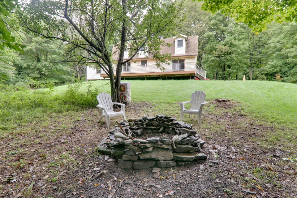 2 Mi to Elk Mountain: Poconos Escape on 11 Acres! House in Clifford