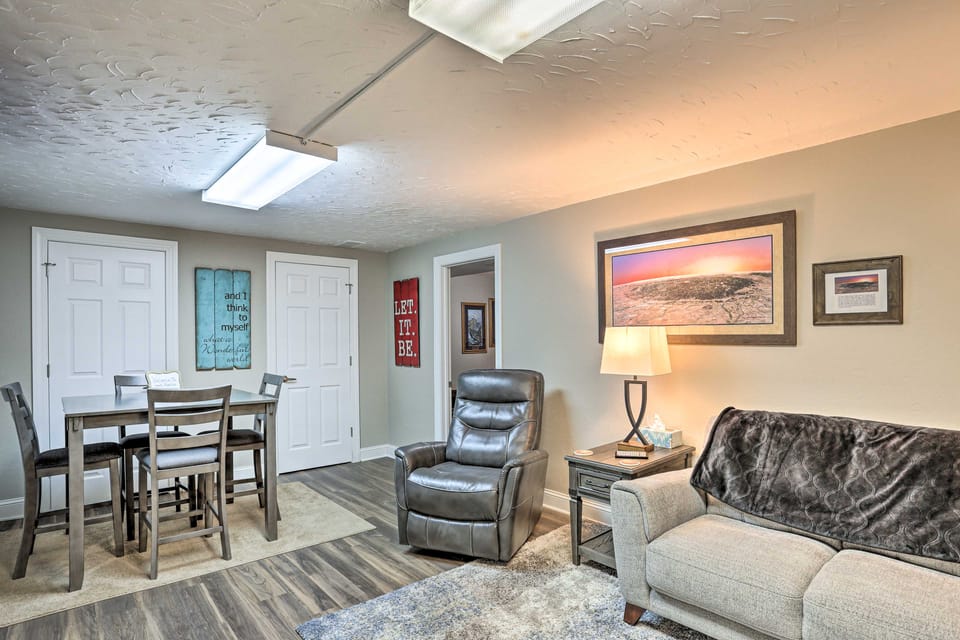 Walk to Main St: Sturgis Apt w/ Grill! Apartment in Sturgis