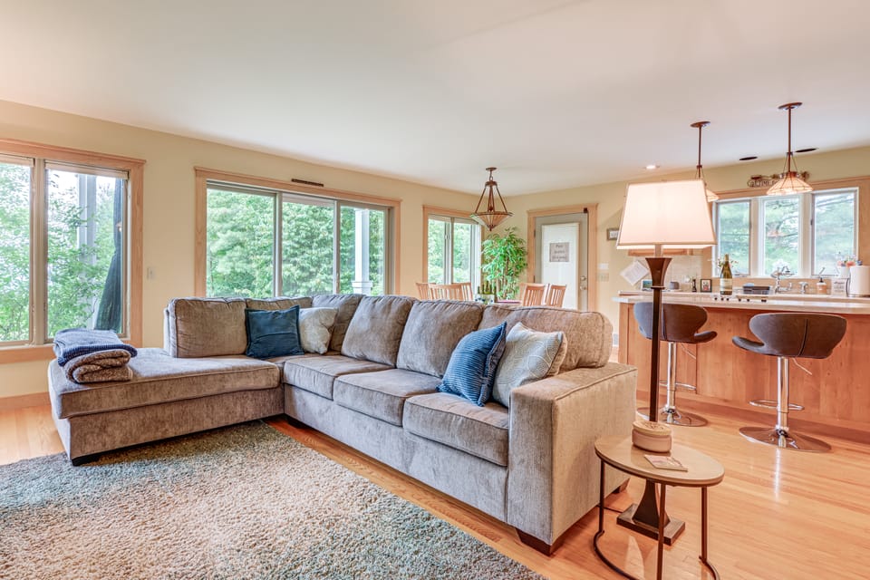 Finger Lakes Home w/ Private Pool & Lake Views! House in Keuka Lake