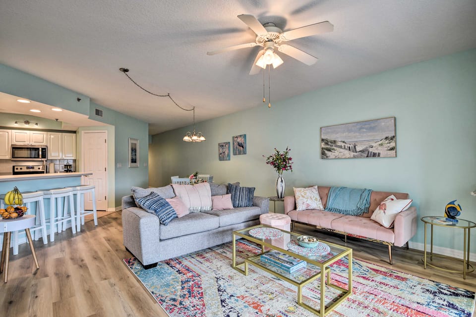 Walk to Ocean: Condo w/ Pool in New Smyrna Beach Apartment in Florida