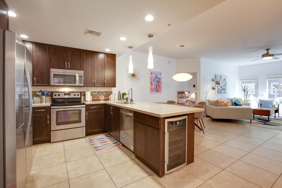 Walk to High St, Phoenix Gem w/ Resort-Style Perks Apartment in Desert Ridge