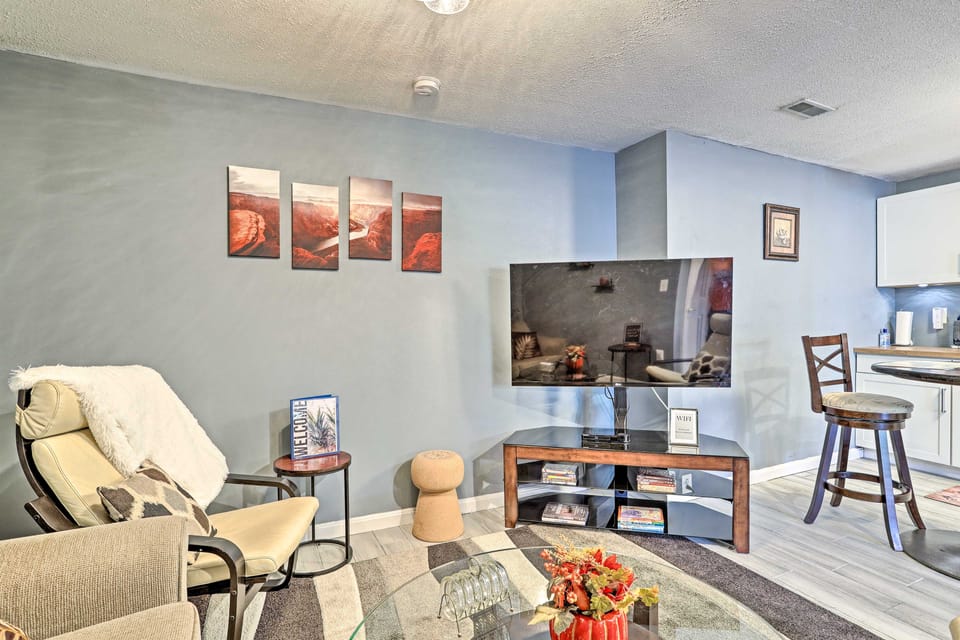 32 Mi to DC: Lower-Level Woodbridge Apt w/ Patio! Apartment in Maryland