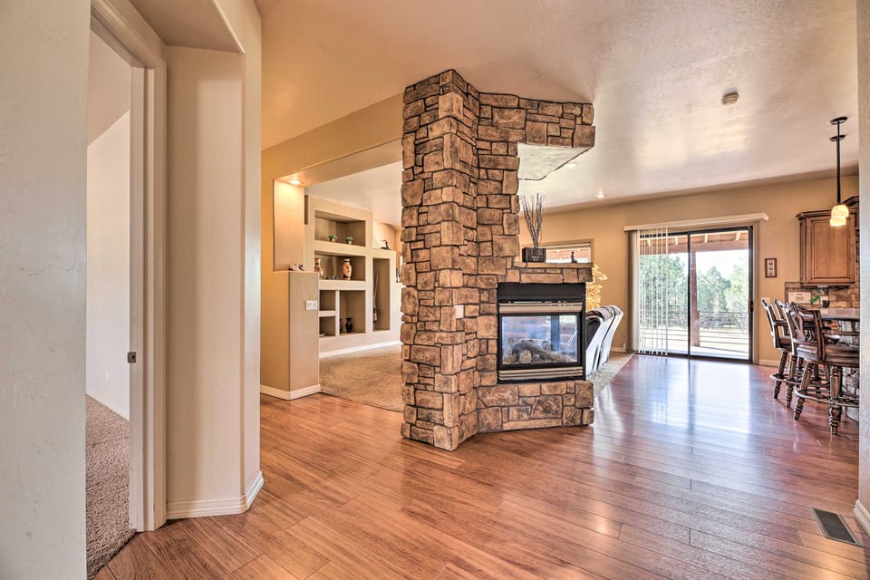 Game Room & Community Amenities: Overgaard Home! House in Arizona