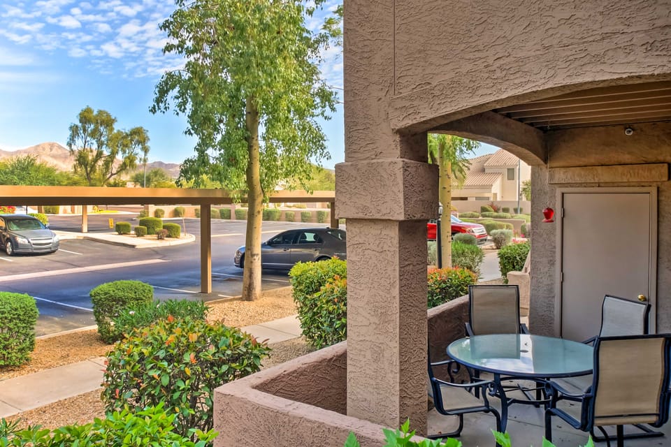 1 Mi to WestWorld: Home w/ Resort-Style Amenities Apartment in Scottsdale