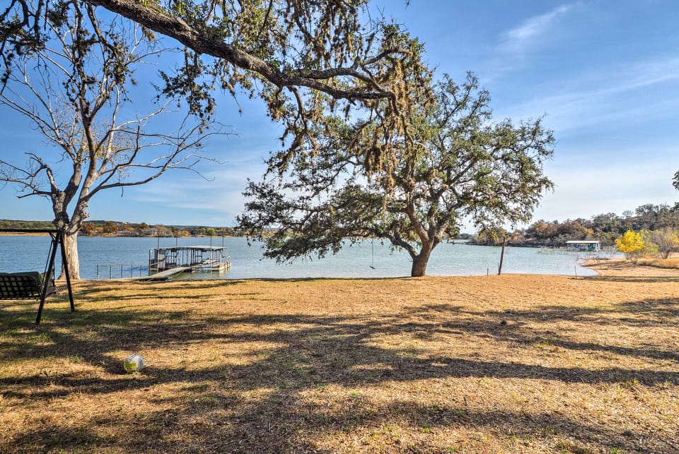 Tow Retreat on Lake Buchanan w/ Dock & Kayaks! House in Lake Buchanan